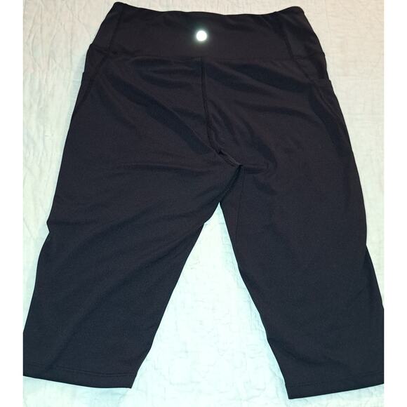 Women's Baleaf Black Capris size M - Picture 4 of 6